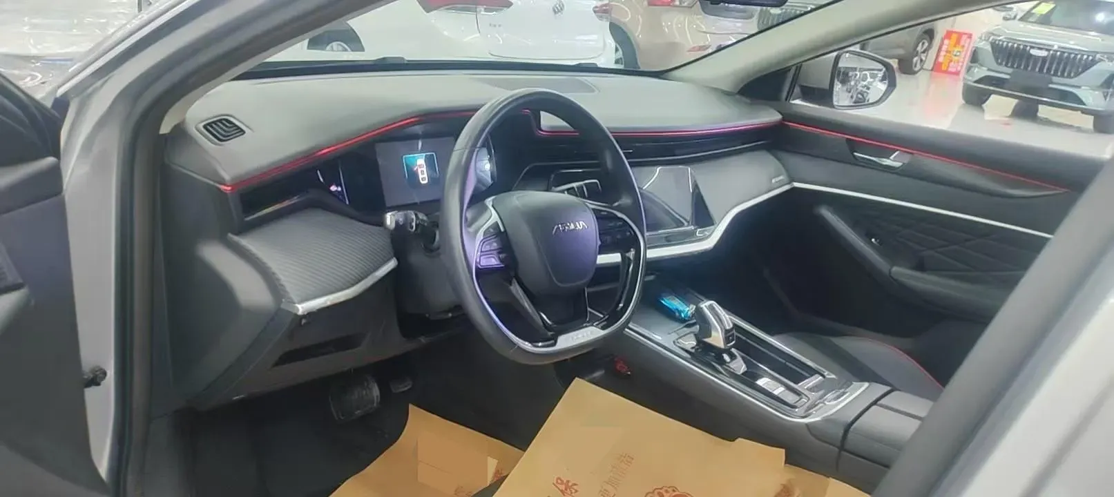 2021 DongFeng Aeolus YiXuan MAX 1.5T 190HP L4 7DCT,autocango,china used car exporter,china ev exporter,chinese used car exporter,chinese used ev exporter