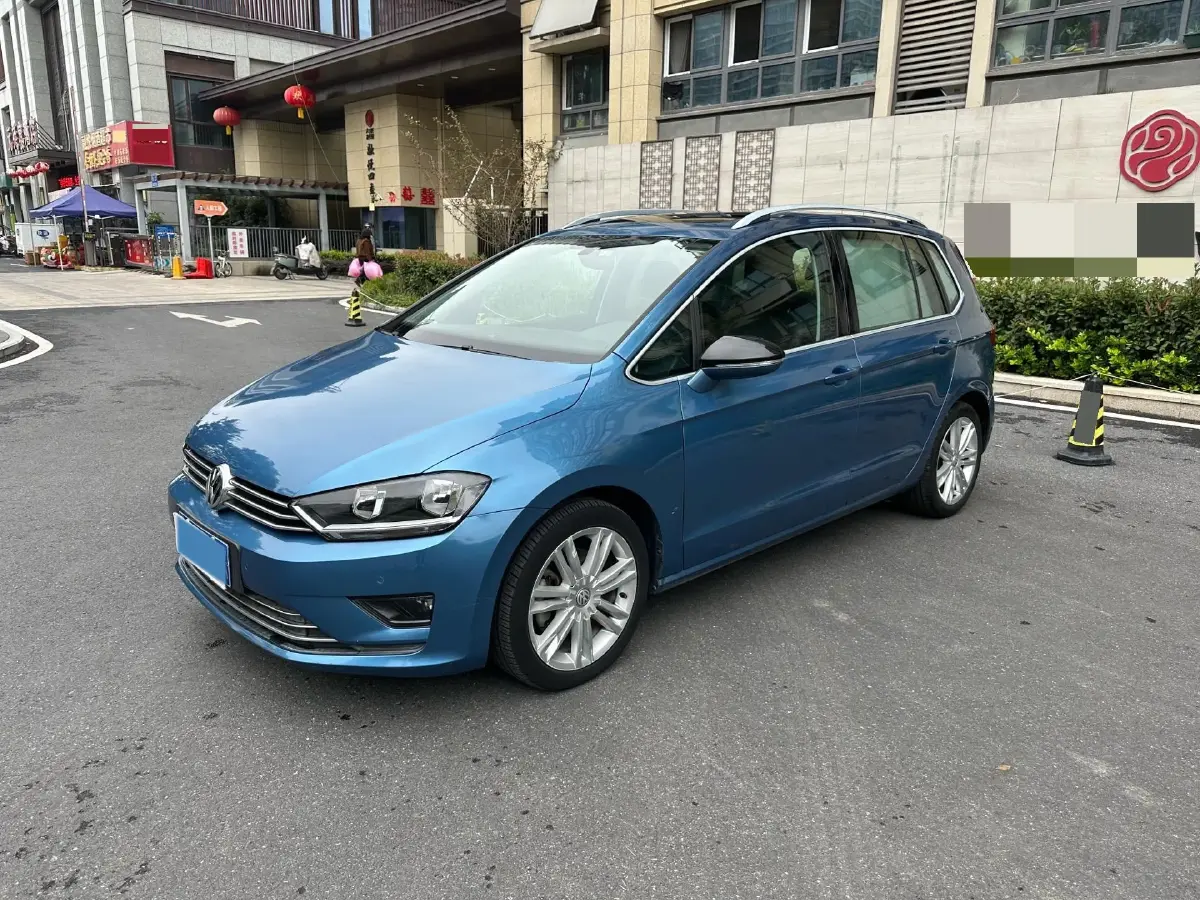 2018 Volkswagen Golf Sportsvan 1.4T 150HP L4 7DCT