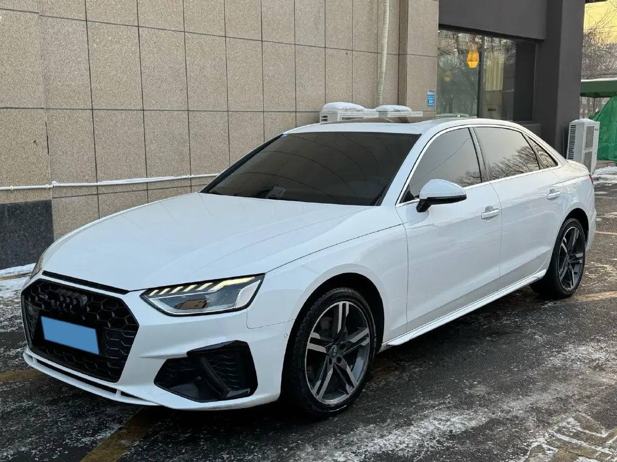 2020 Audi A4L 2.0T 190HP L4 7DCT