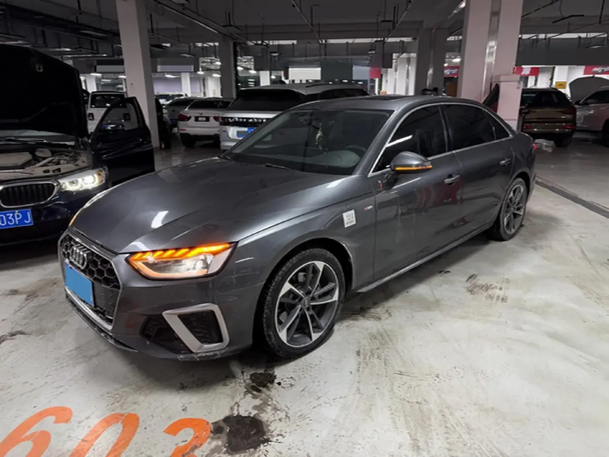 2020 Audi A4L 2.0T 190HP L4 7DCT