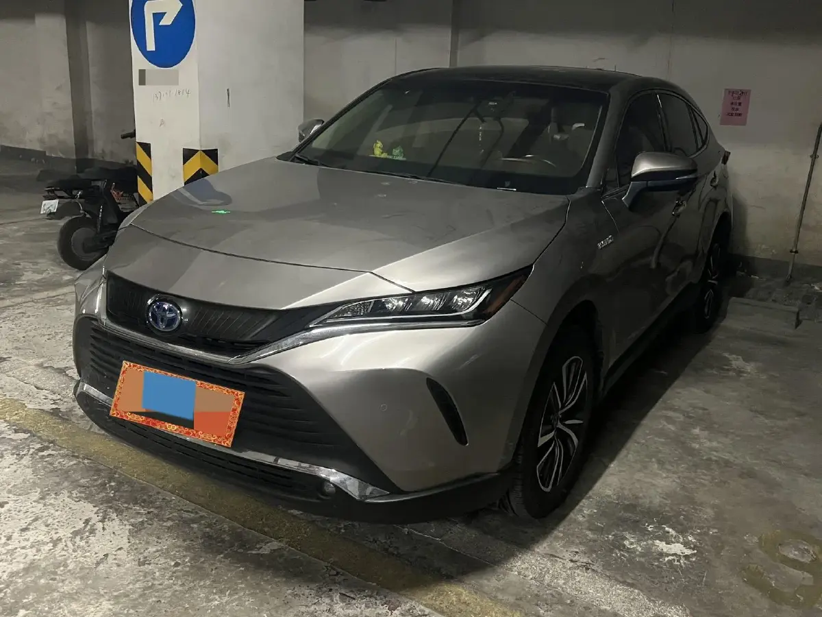 2022 Toyota Harrier 2.5L 178HP L4 E-CVT Hybrid