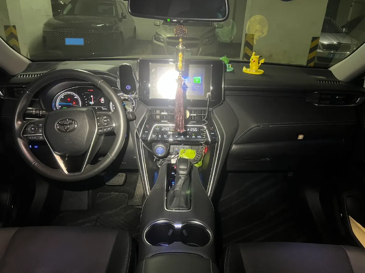 2022 Toyota Harrier 2.5L 178HP L4 E-CVT Hybrid,autocango,china used car exporter,china ev exporter,chinese used car exporter,chinese used ev exporter