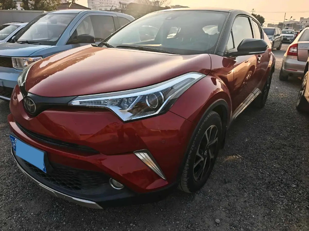 2020 Toyota C-HR 2.0L 171HP L4 CVT