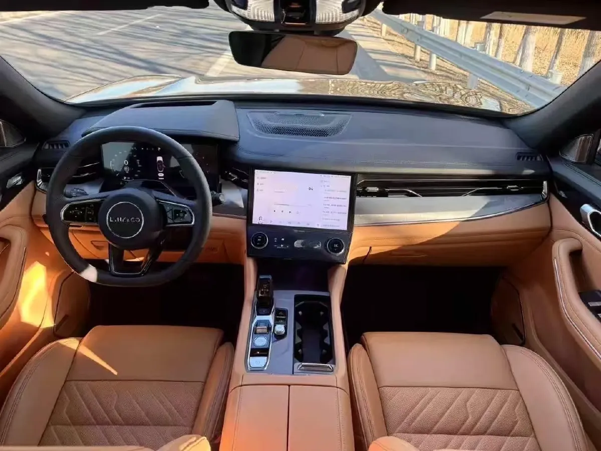 2024 LYNK&CO 09 2.0T 254HP L4 8AT,autocango,china used car exporter,china ev exporter,chinese used car exporter,chinese used ev exporter