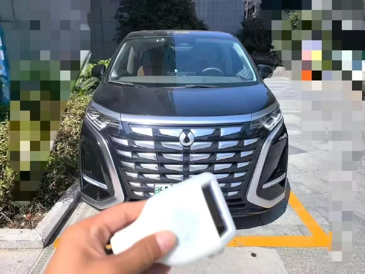 2022 Mercedes-Benz GLC Class 2.0T 197HP L4 9AT,autocango,china used car exporter,china ev exporter,chinese used car exporter,chinese used ev exporter