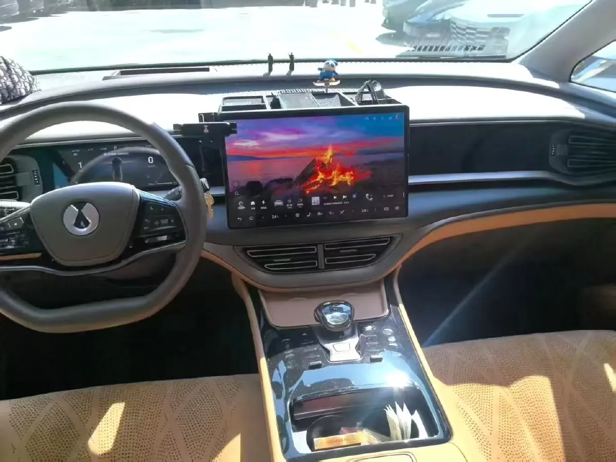 2022 Mercedes-Benz GLC Class 2.0T 197HP L4 9AT,autocango,china used car exporter,china ev exporter,chinese used car exporter,chinese used ev exporter