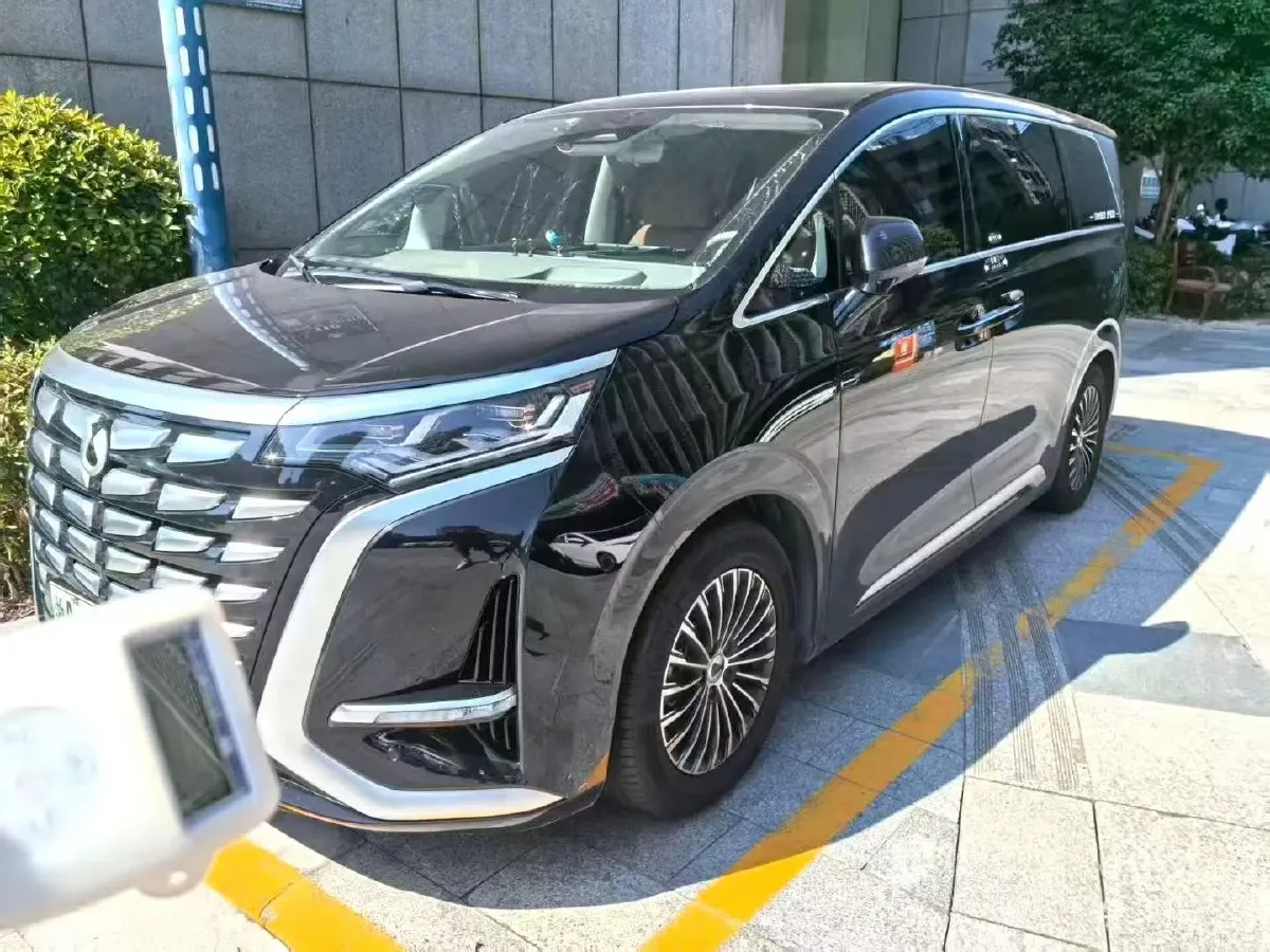 2022 Mercedes-Benz GLC Class 2.0T 197HP L4 9AT,autocango,china used car exporter,china ev exporter,chinese used car exporter,chinese used ev exporter