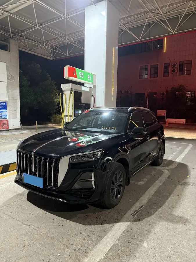 2023 HongQi HS5 2.0T 252HP L4 8AT