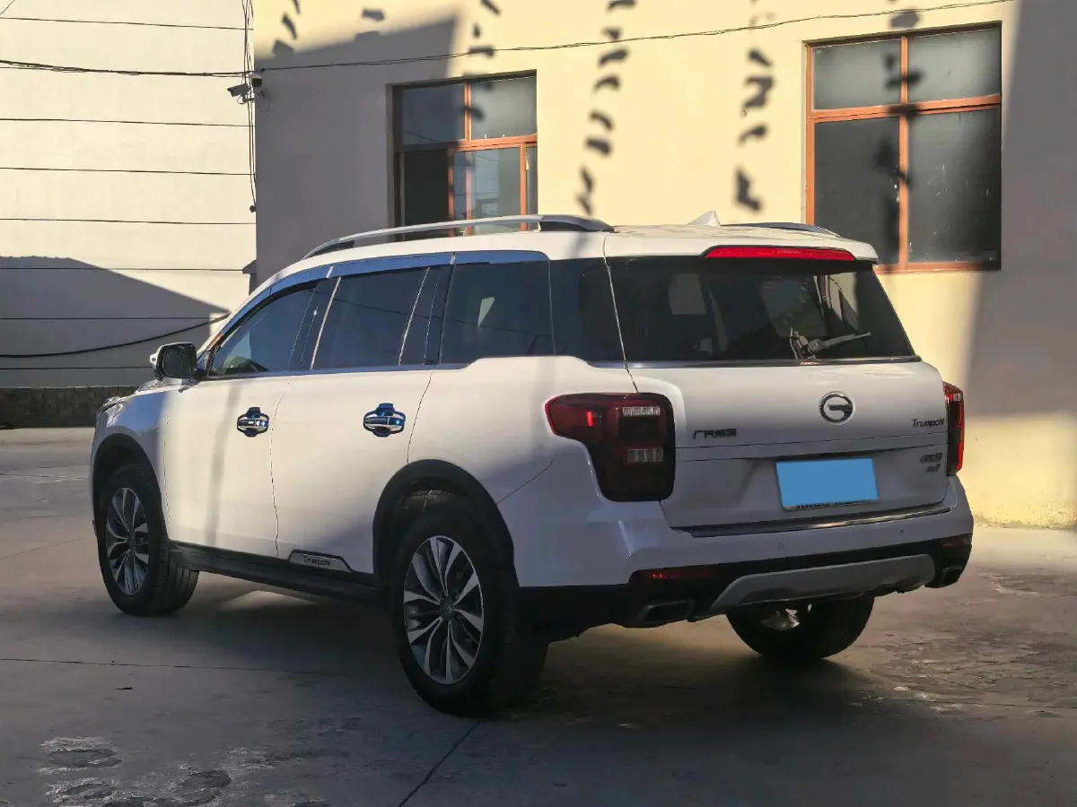 2017 GAC Trumpchi GS8 2.0T 201HP L4 6AT,autocango,china used car exporter,china ev exporter,chinese used car exporter,chinese used ev exporter