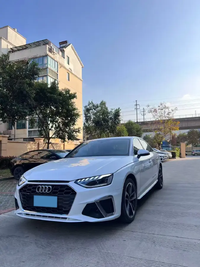 2020 Audi A4L 2.0T 190HP L4 7DCT