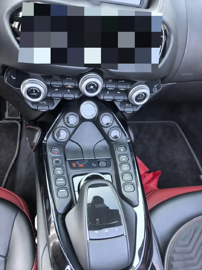 2021 Aston Martin DBX 4.0T 550HP V8 9AT,autocango,china used car exporter,china ev exporter,chinese used car exporter,chinese used ev exporter