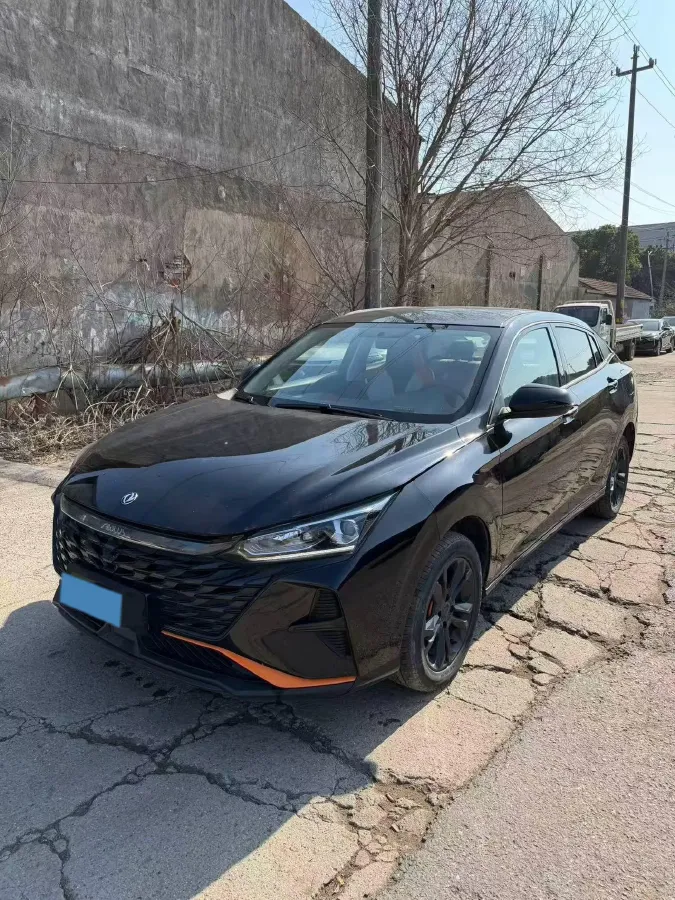 2023 DongFeng Aeolus YiXuan 1.5L 125HP L4 6DCT,autocango,china used car exporter,china ev exporter,chinese used car exporter,chinese used ev exporter