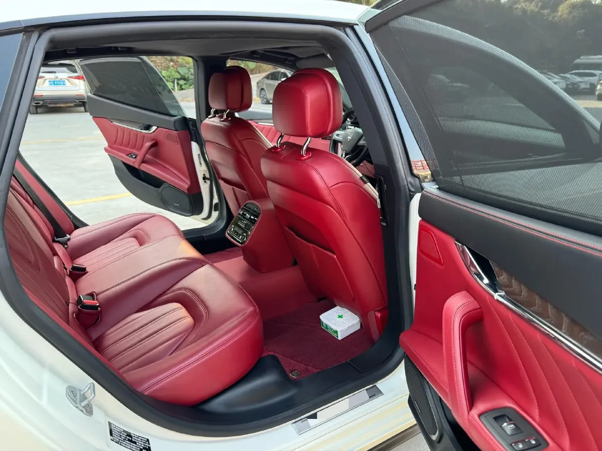 2021 Maserati Quattroporte 3.0T 350HP V6 8AT,autocango,china used car exporter,china ev exporter,chinese used car exporter,chinese used ev exporter