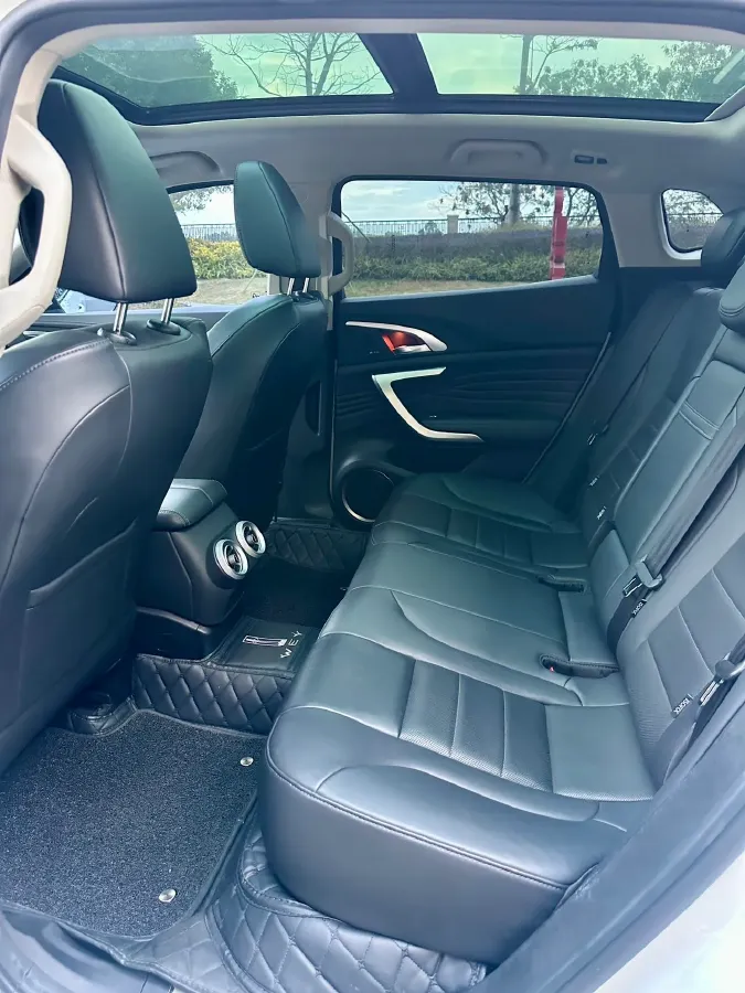 2020 WEY VV7 2.0T 227HP L4 7DCT,autocango,china used car exporter,china ev exporter,chinese used car exporter,chinese used ev exporter