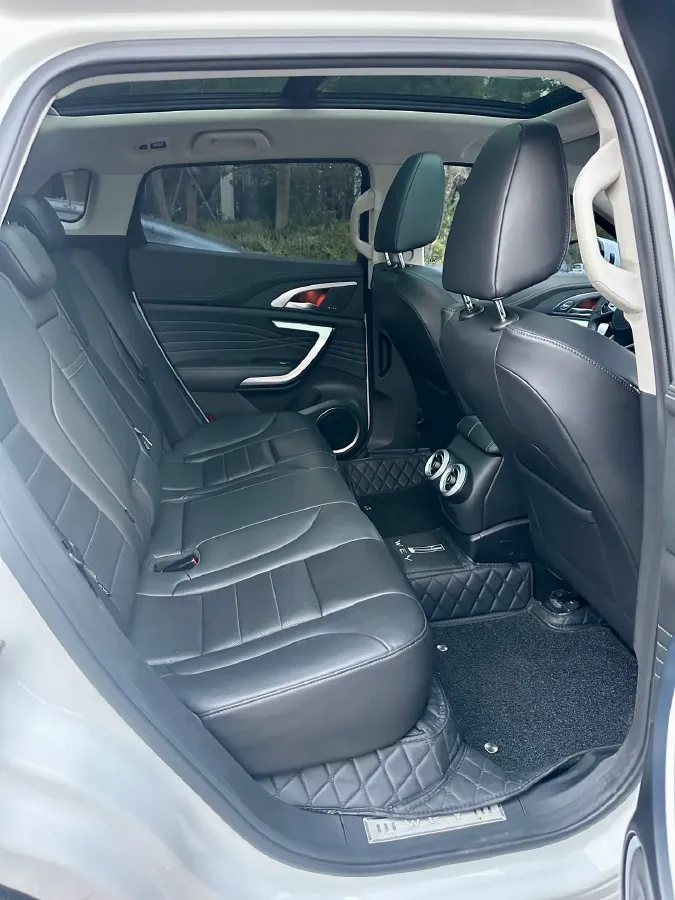 2020 WEY VV7 2.0T 227HP L4 7DCT,autocango,china used car exporter,china ev exporter,chinese used car exporter,chinese used ev exporter