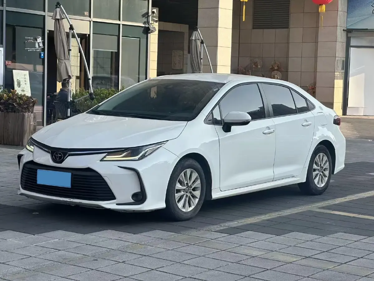 2021 Toyota Corolla 1.2T 116HP L4 CVT