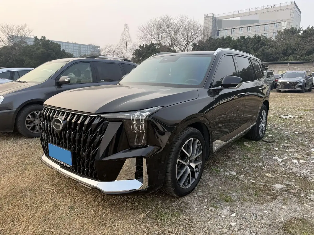 2024 GAC Trumpchi GS8 2.0T 190HP L4 E-CVT Hybrid