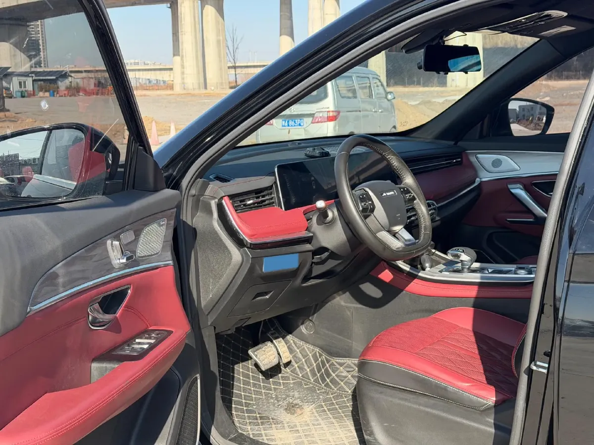 2023 ChangAn Oshan X7 Plus 1.5T 188HP L4 7DCT,autocango,china used car exporter,china ev exporter,chinese used car exporter,chinese used ev exporter