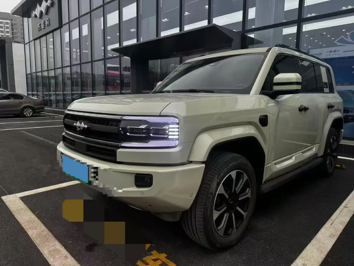 2025 FangChengBao Bao 5 1.5T 194HP L4 E-CVT PHEV 31.8KWH