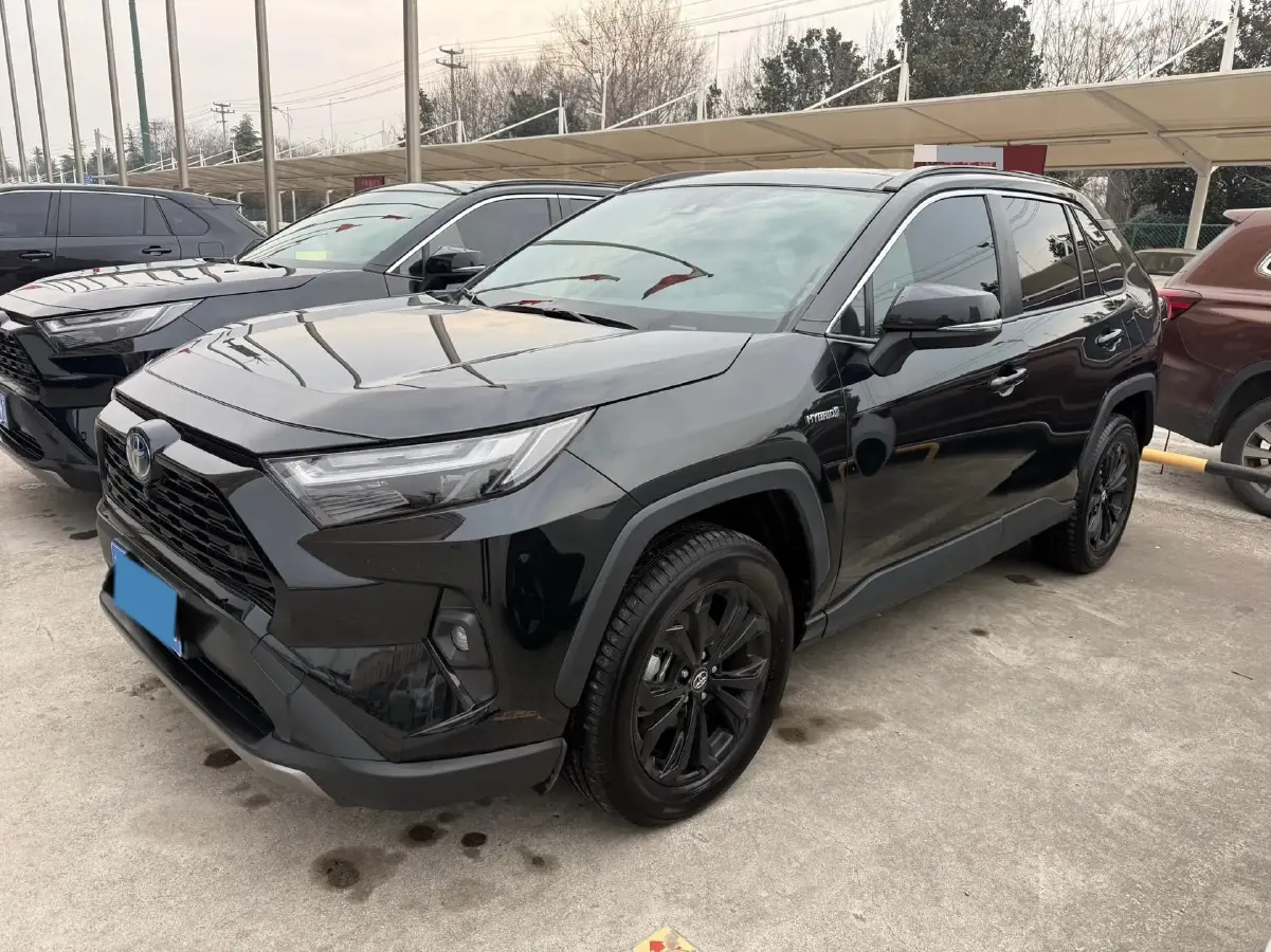 2023 Toyota RAV4 2.5L 178HP L4 E-CVT Hybrid
