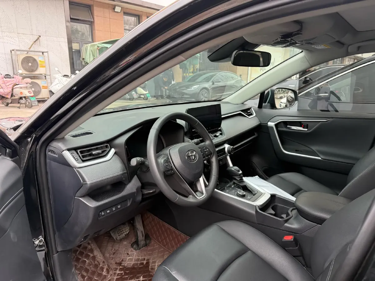 2023 Toyota RAV4 2.5L 178HP L4 E-CVT Hybrid,autocango,china used car exporter,china ev exporter,chinese used car exporter,chinese used ev exporter