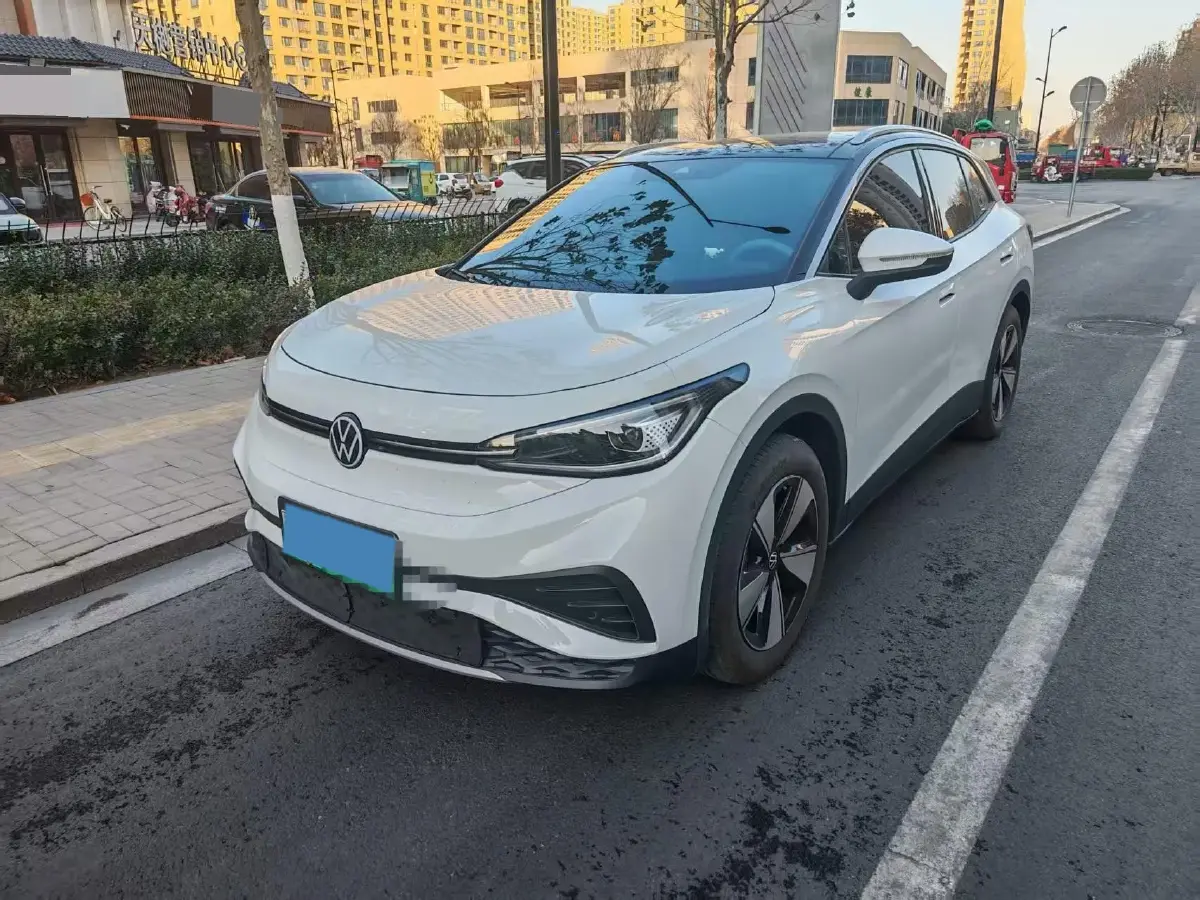 2025 Volkswagen ID.4 X BEV 52.8KWH