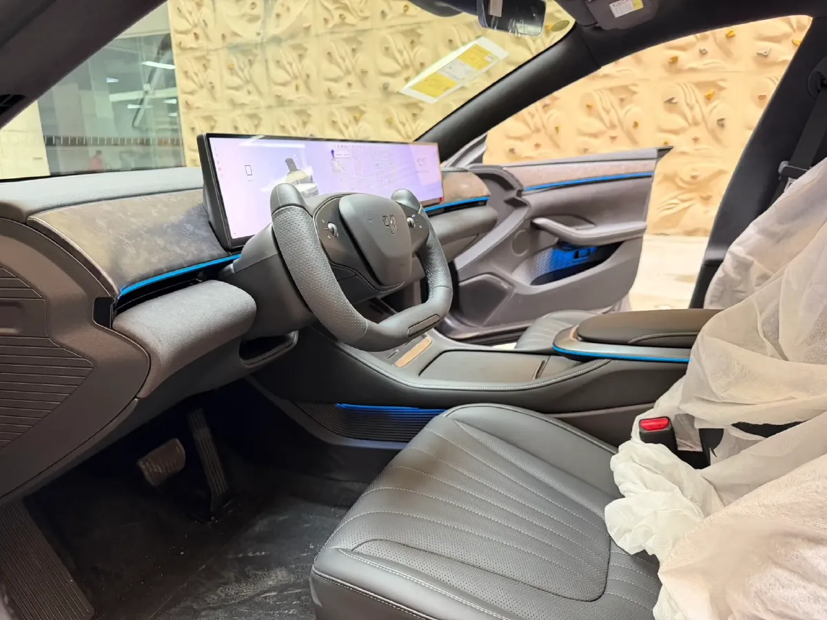 2024 JiYue 07 BEV 100KWH,autocango,china used car exporter,china ev exporter,chinese used car exporter,chinese used ev exporter