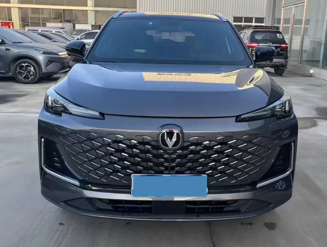 2024 ChangAn CS55 Plus 1.5T 188HP L4 7DCT,autocango,china used car exporter,china ev exporter,chinese used car exporter,chinese used ev exporter