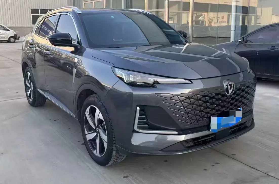 2024 ChangAn CS55 Plus 1.5T 188HP L4 7DCT,autocango,china used car exporter,china ev exporter,chinese used car exporter,chinese used ev exporter