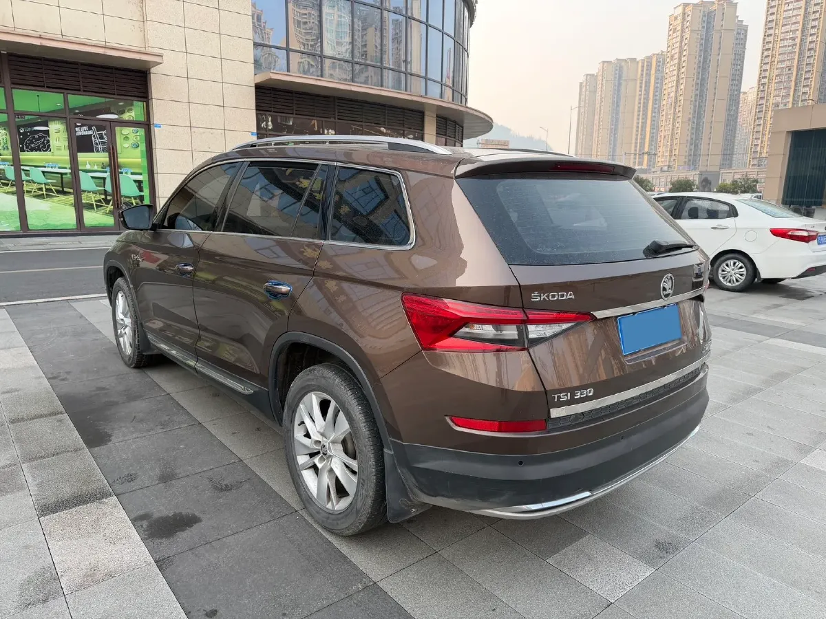 2017 Skoda Kodiak 1.8T 180HP L4 7DCT,autocango,china used car exporter,china ev exporter,chinese used car exporter,chinese used ev exporter