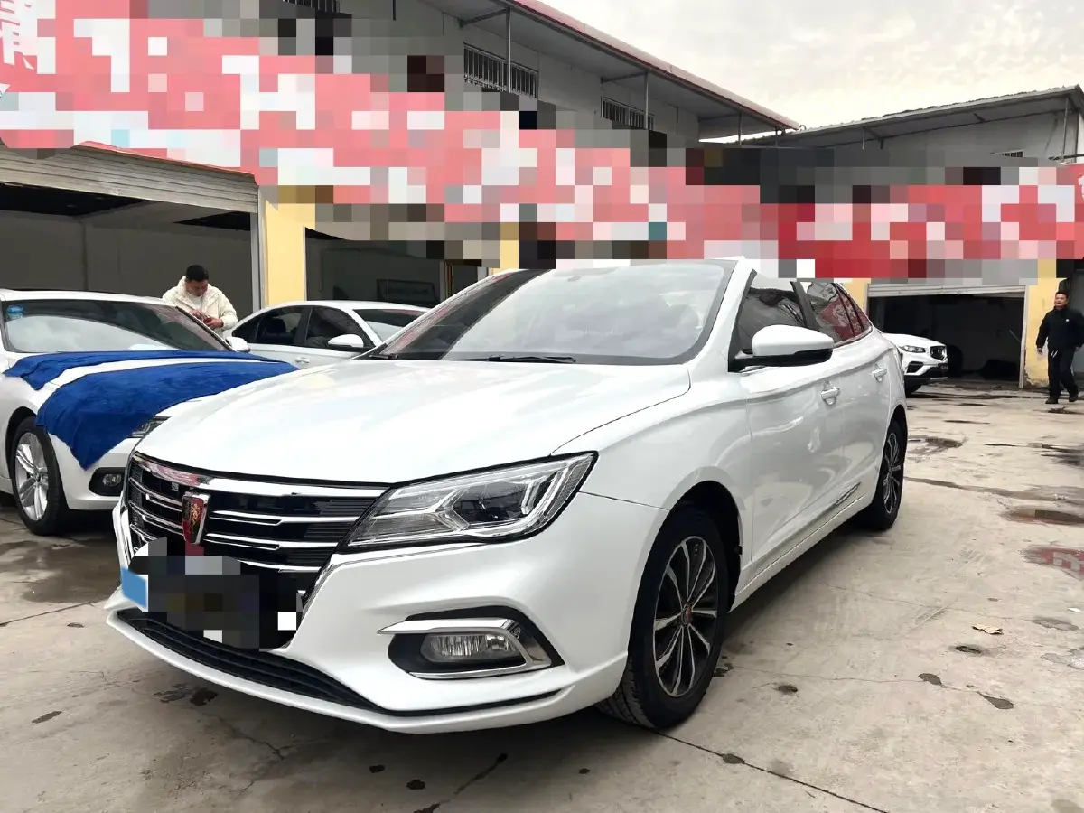 2020 Roewe i5 1.5L 120HP L4 5MT