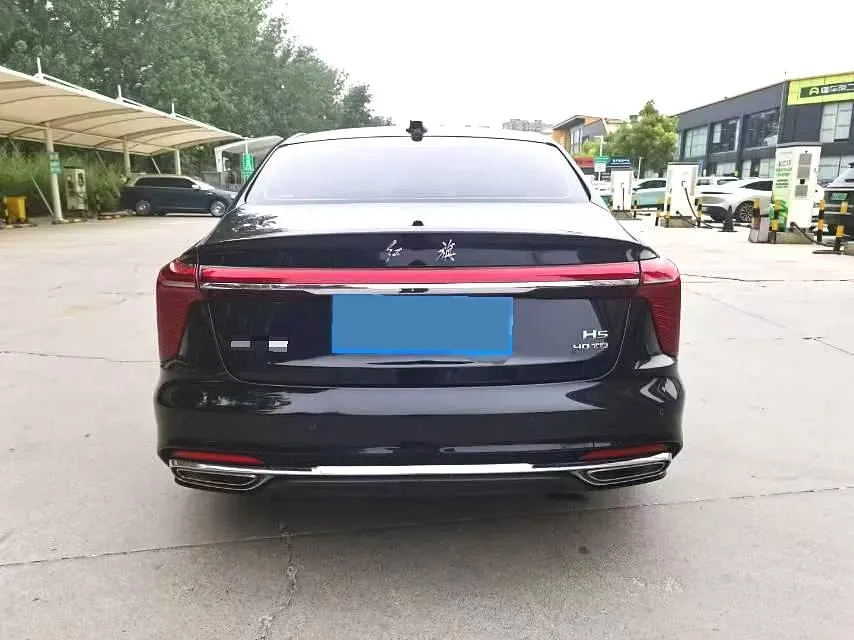 2024 HongQi H5 2.0T 224HP L4 8AT,autocango,china used car exporter,china ev exporter,chinese used car exporter,chinese used ev exporter