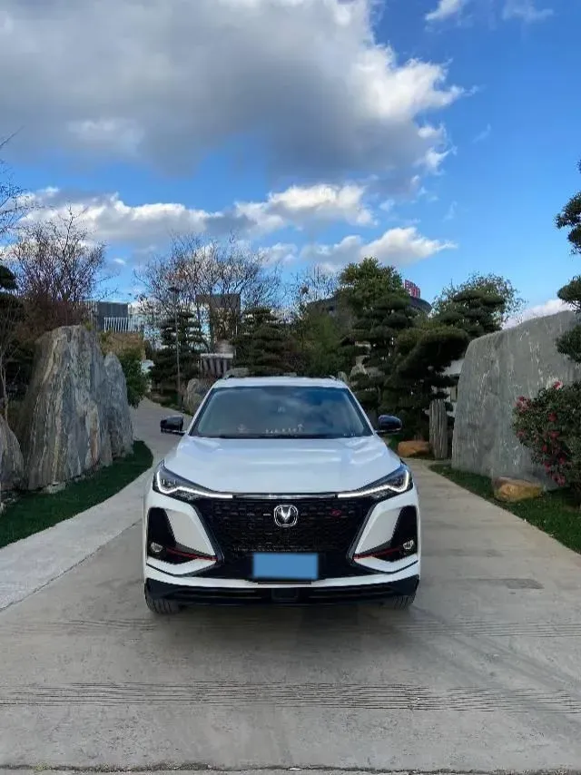 2021 ChangAn CS75 Plus 1.5T 178HP L4 6AT,autocango,china used car exporter,china ev exporter,chinese used car exporter,chinese used ev exporter
