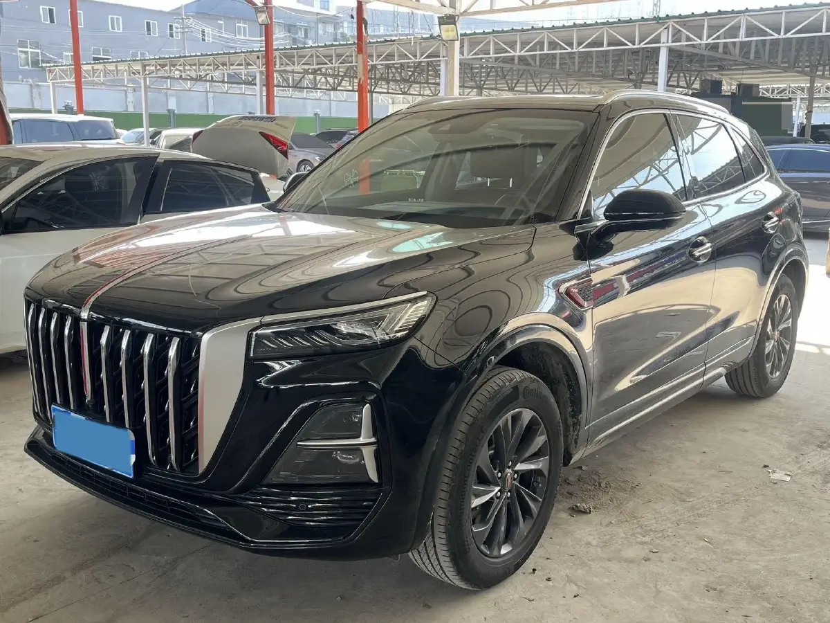 2023 HongQi HS5 2.0T 252HP L4 8AT
