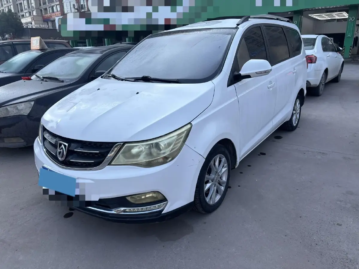 2016 BaoJun 730 1.5L 112HP L4 5MT