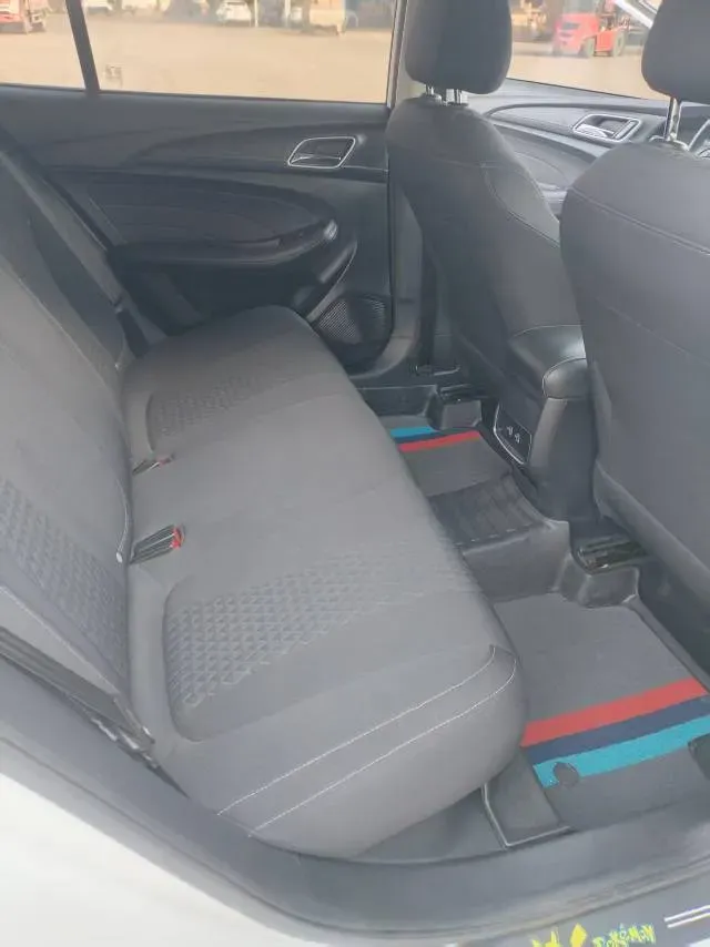 2019 Roewe i5 1.5L 120HP L4 5MT,autocango,china used car exporter,china ev exporter,chinese used car exporter,chinese used ev exporter