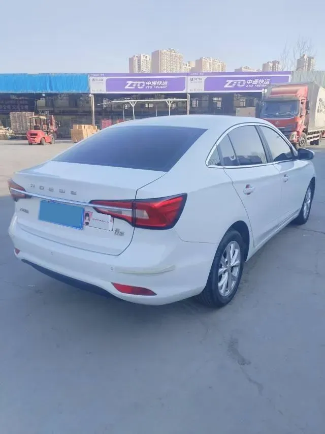 2019 Roewe i5 1.5L 120HP L4 5MT,autocango,china used car exporter,china ev exporter,chinese used car exporter,chinese used ev exporter