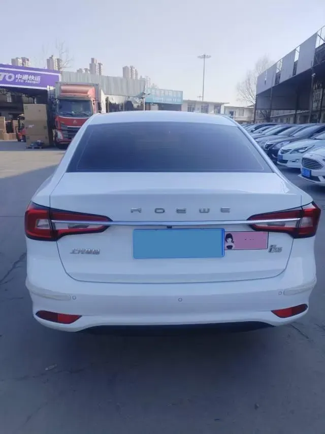 2019 Roewe i5 1.5L 120HP L4 5MT,autocango,china used car exporter,china ev exporter,chinese used car exporter,chinese used ev exporter