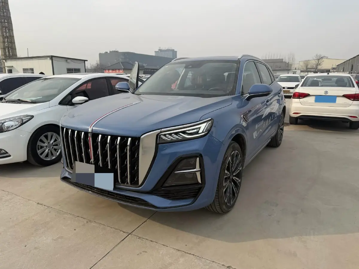 2023 HongQi HS5 2.0T 252HP L4 8AT