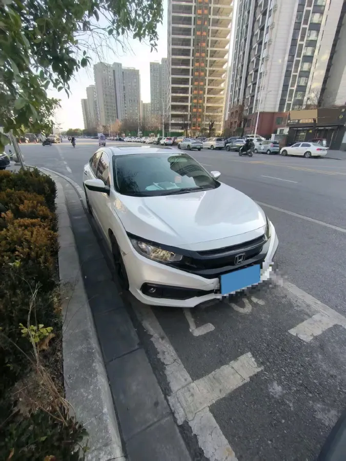 2019 Honda Civic 1.5T 177HP L4 CVT,autocango,china used car exporter,china ev exporter,chinese used car exporter,chinese used ev exporter