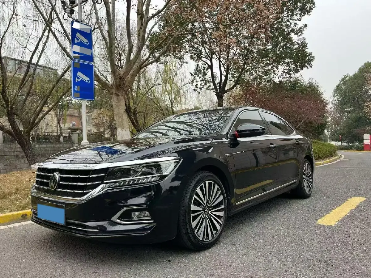 2020 Volkswagen Passat 2.0T 186HP L4 7DCT