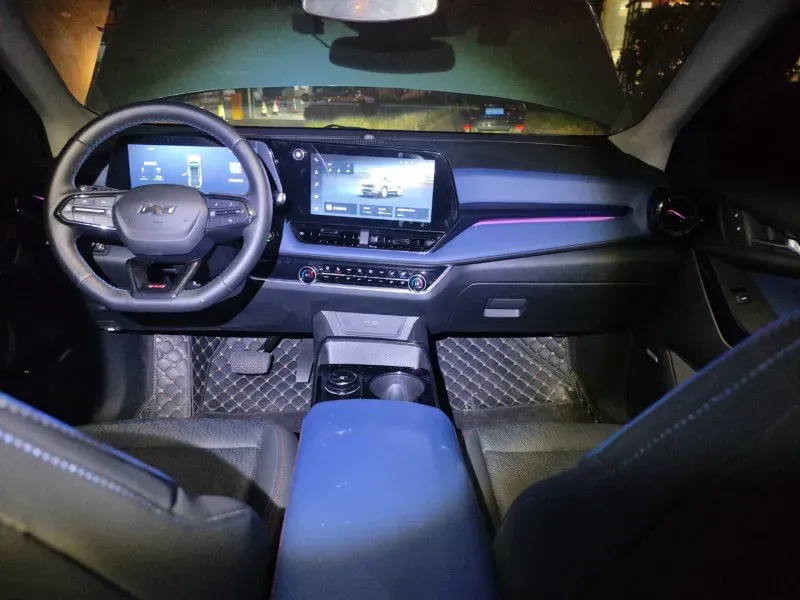 2024 Chevrolet EquinoxPlus 1.5T 180HP L4 2DHT PHEV 16.5KWH,autocango,china used car exporter,china ev exporter,chinese used car exporter,chinese used ev exporter