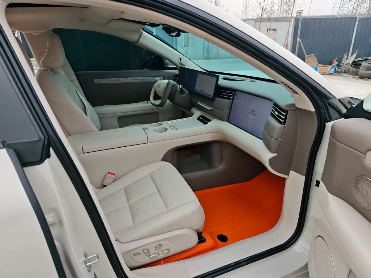 2025 IM LS6 BEV 100KWH,autocango,china used car exporter,china ev exporter,chinese used car exporter,chinese used ev exporter