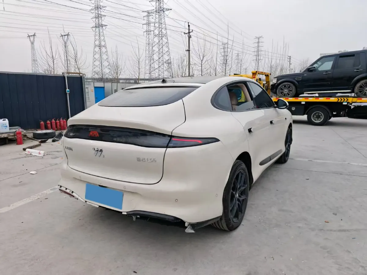 2025 IM LS6 BEV 100KWH,autocango,china used car exporter,china ev exporter,chinese used car exporter,chinese used ev exporter