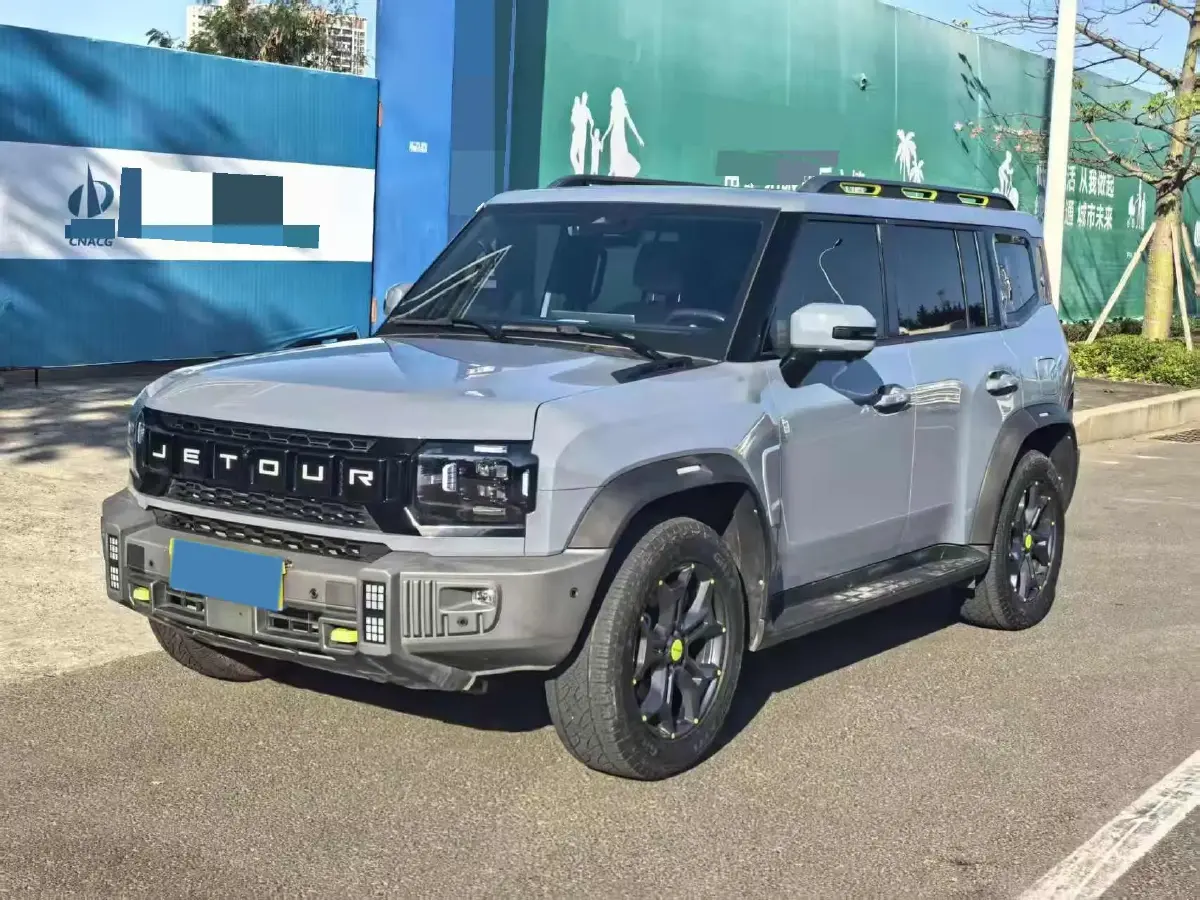 2023 Jetour Traveller 2.0T 254HP L4 7DCT