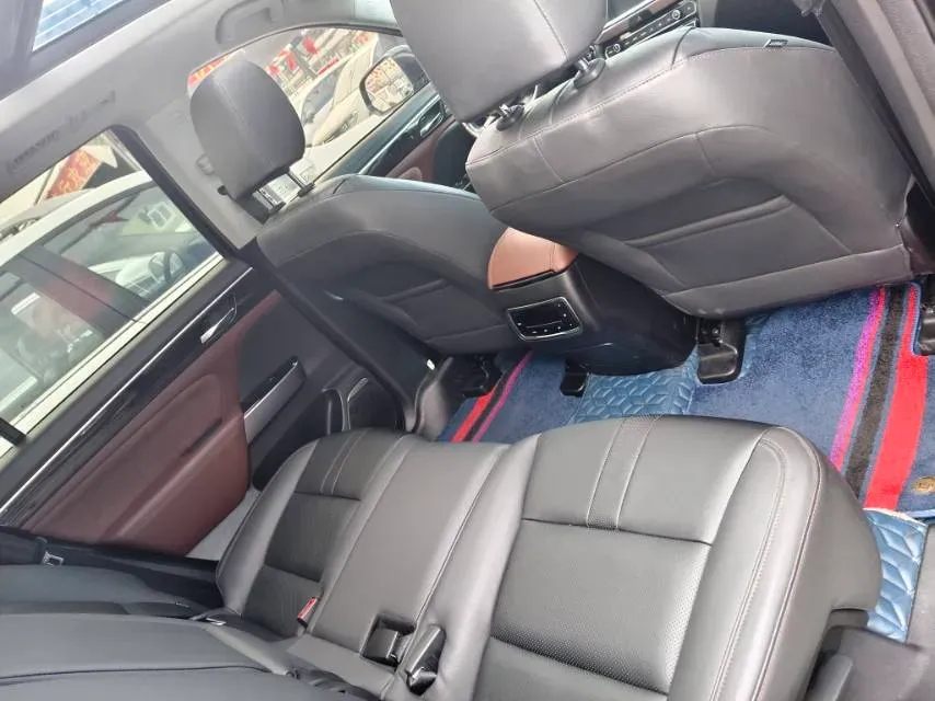 2017 GAC Trumpchi GS8 2.0T 201HP L4 6AT,autocango,china used car exporter,china ev exporter,chinese used car exporter,chinese used ev exporter