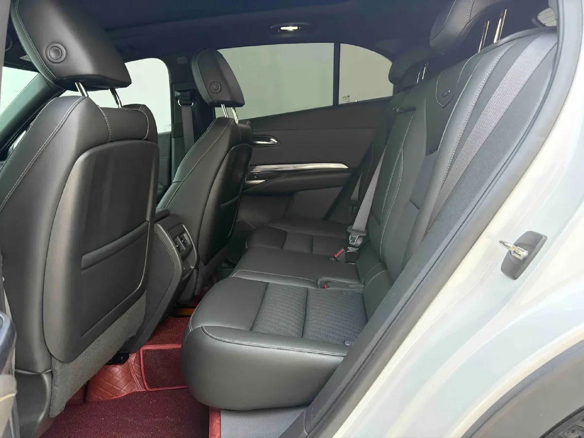 2020 Cadillac XT4 2.0T 241HP L4 9AT,autocango,china used car exporter,china ev exporter,chinese used car exporter,chinese used ev exporter