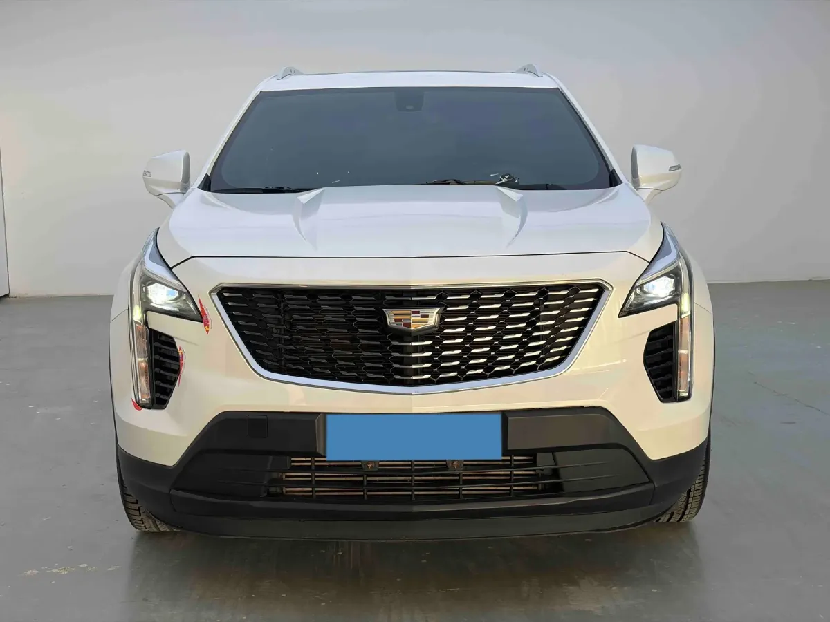 2020 Cadillac XT4 2.0T 241HP L4 9AT,autocango,china used car exporter,china ev exporter,chinese used car exporter,chinese used ev exporter