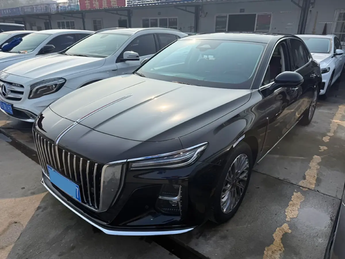 2023 HongQi H5 2.0T 224HP L4 8AT