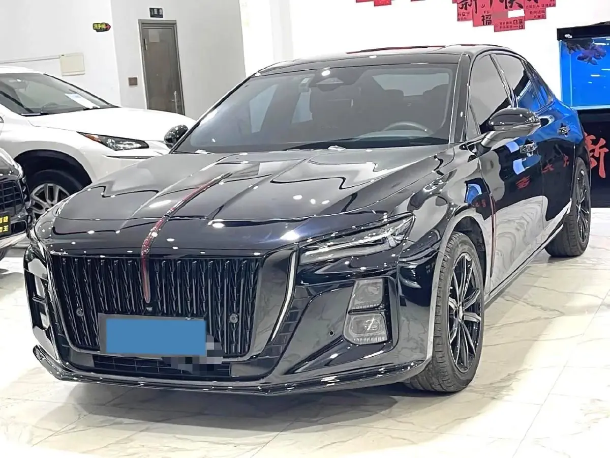 2025 HongQi H5 2.0T 224HP L4 8AT